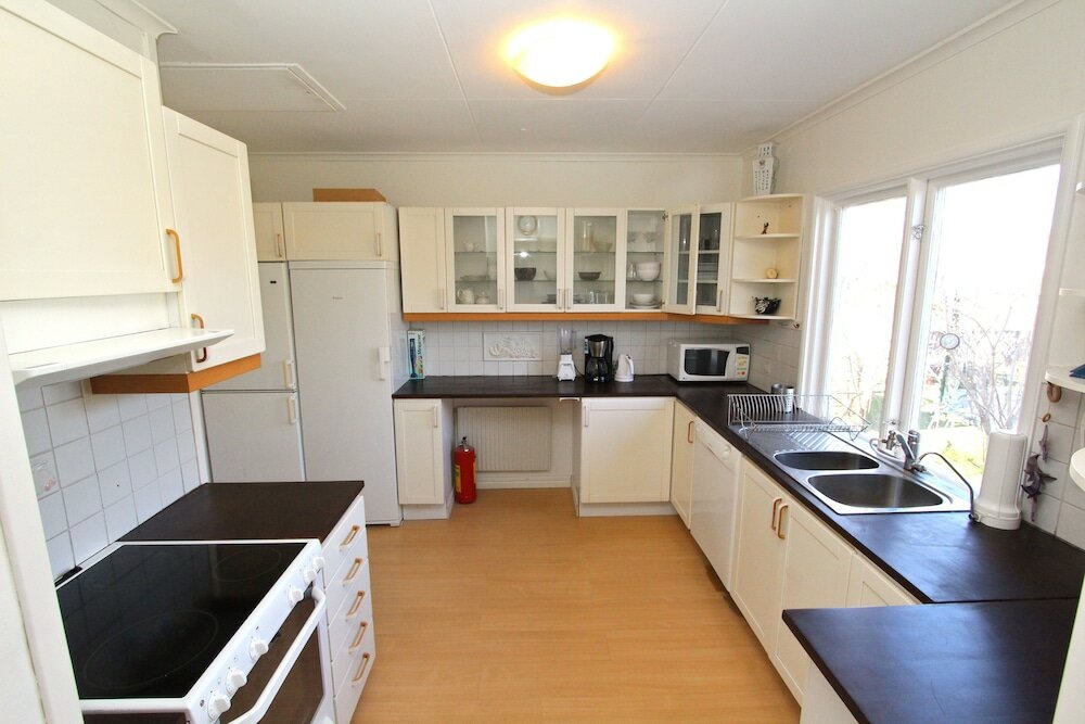 Фото The Sundeck-a romantic apt in Tallkrogen