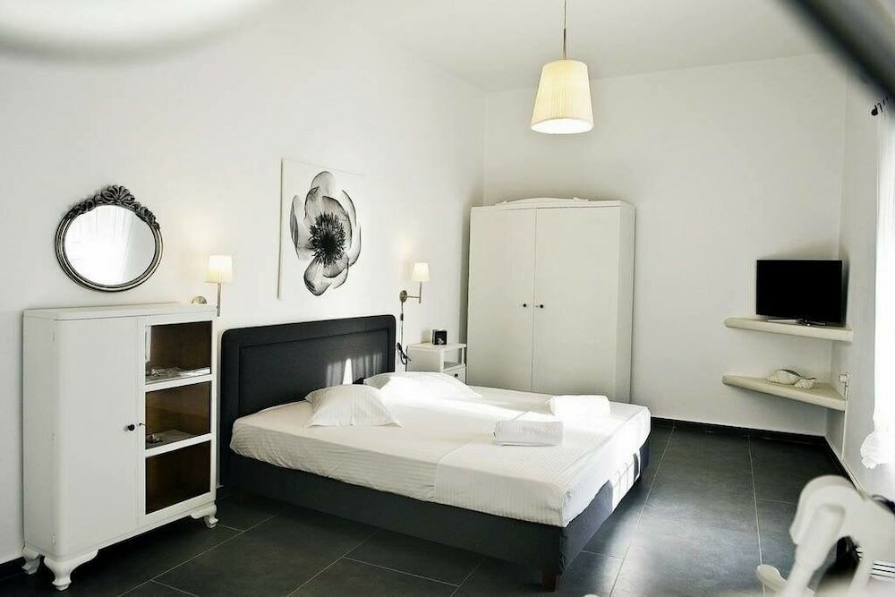 Фото Sunset Plaka