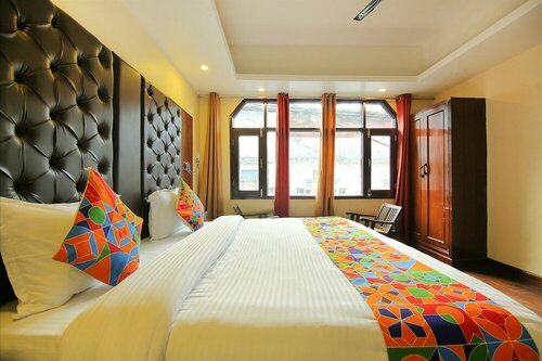 Гостиница Oyo 899 Dwaper Hotel