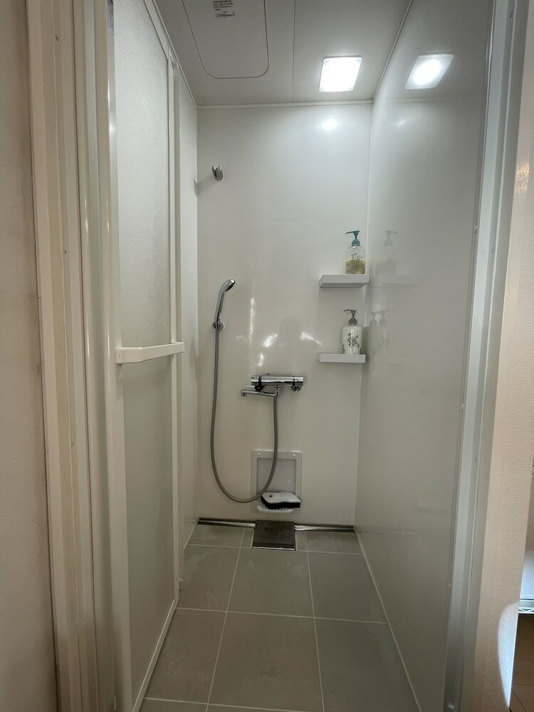 Фото Oak Stay Shinjuku 1