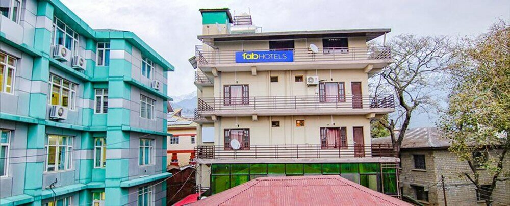 Фото отеля 1