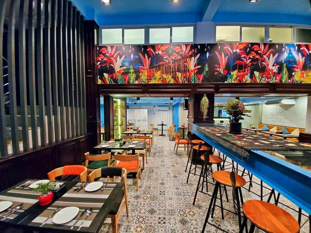 Фото Sanctuary Hotel Yangon