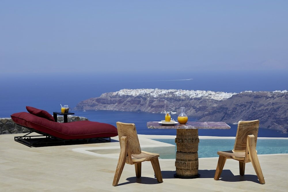 Фото White Pearl Cavalieri - Adults Only