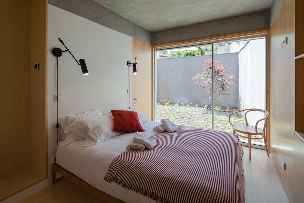 Фото Aparthotel Oporto Anselmo