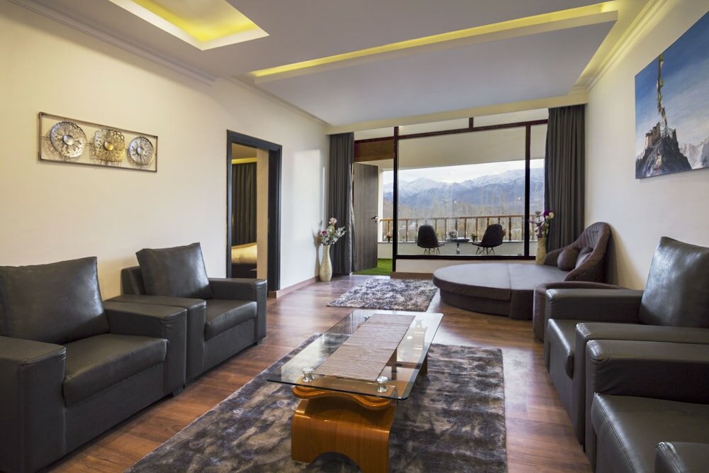 Фото Hotel Sia Residency