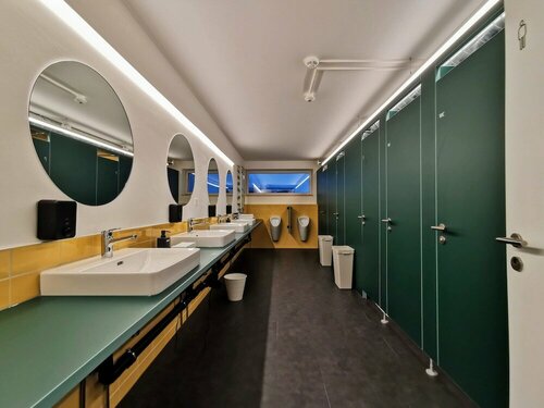 Гостиница Green Marmot Capsule Hotel Zurich в Цюрихе