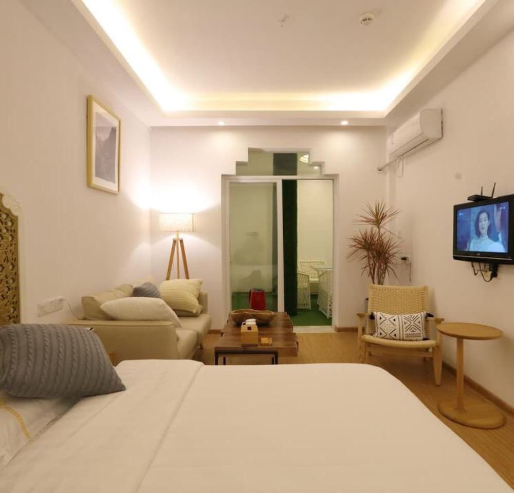 Фото Brother Commercial Hotel