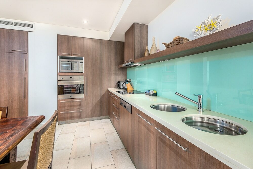 Фото Luxury Apartment at Sea Temple Palm Cove 2 Bed 2 Bath