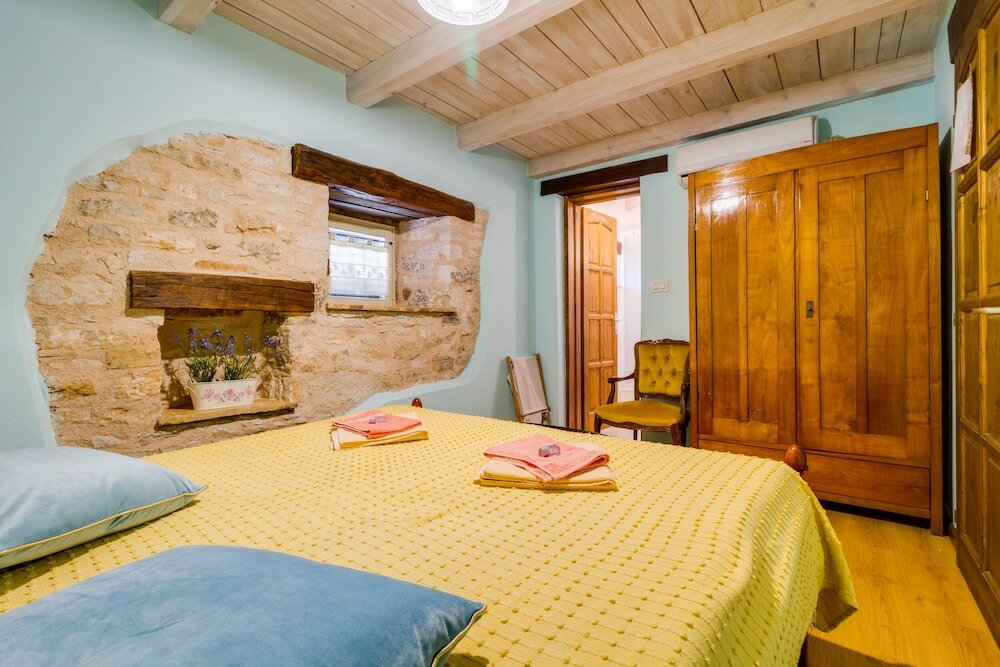 Фото Especially charm stone house with a pool