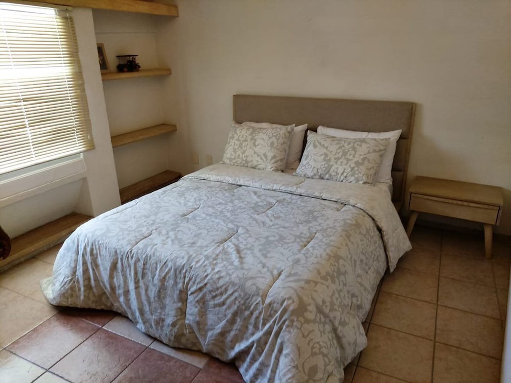 Фото Juub Exclusive 4 bedroom house at Cuernavaca