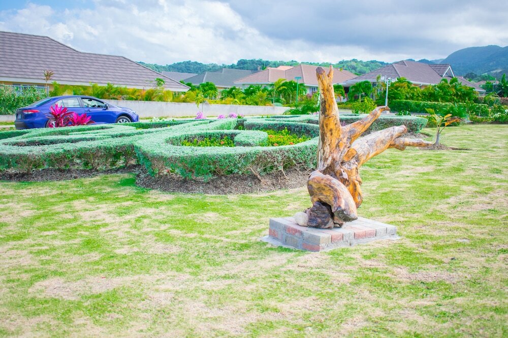 Фото Richmond Villa Rental Management