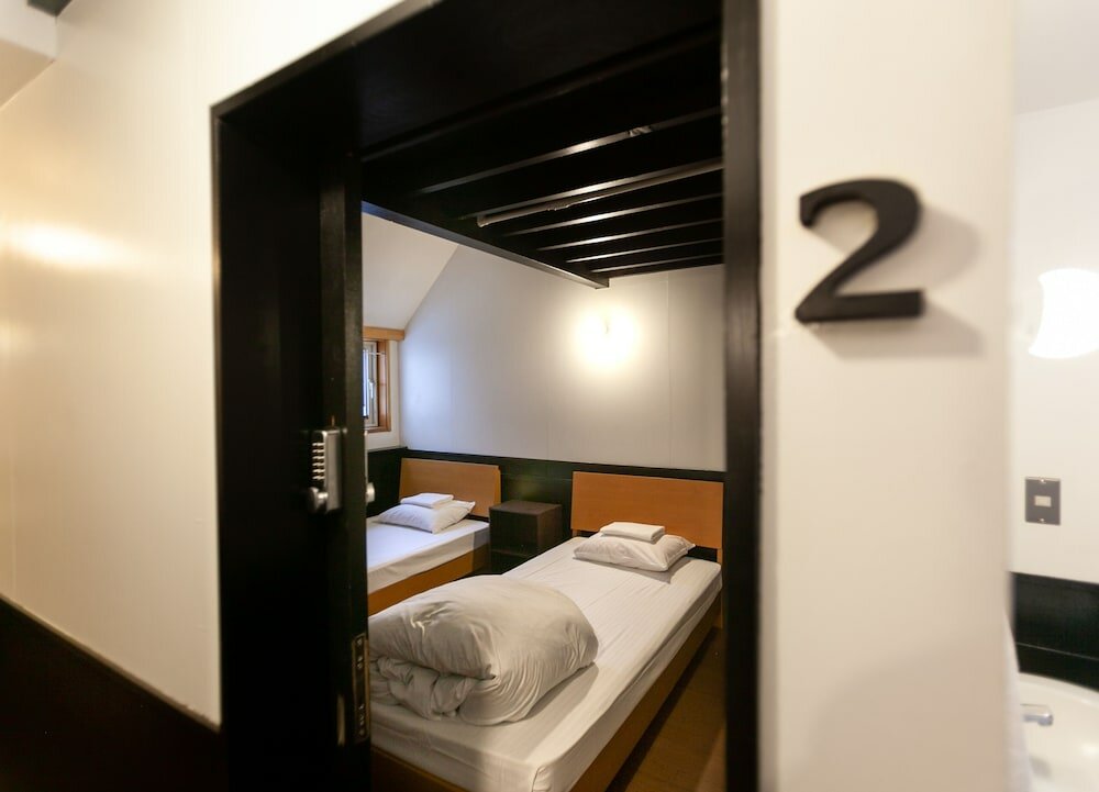 Фото Niseko Ski Lodge