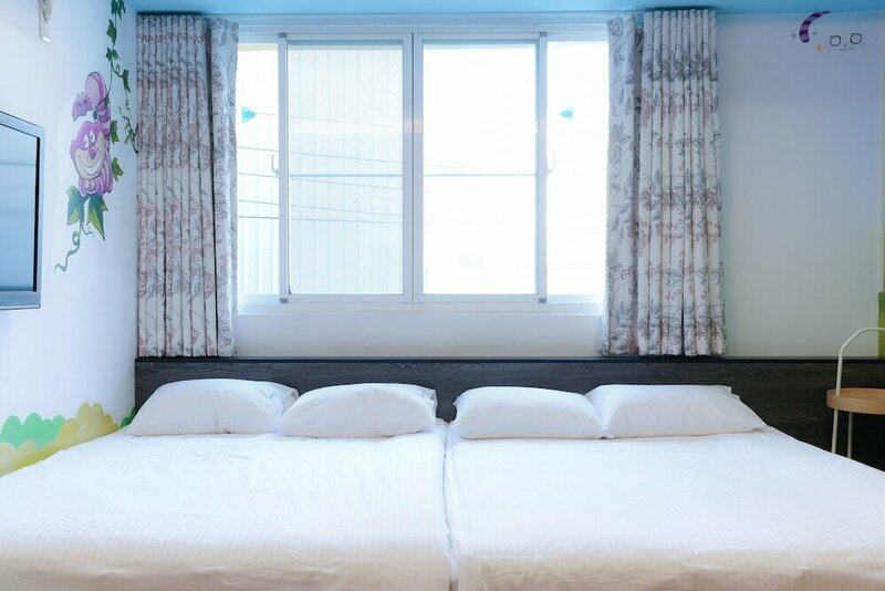 Гостиница Yeah B&b в Тайнани