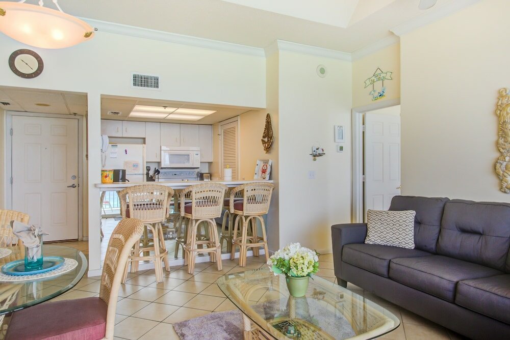 Фото Long Beach by Forehand Rentals