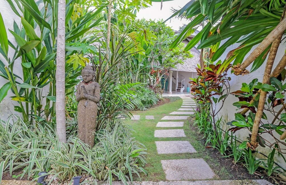 Фото Impiana Private Villas Seminyak