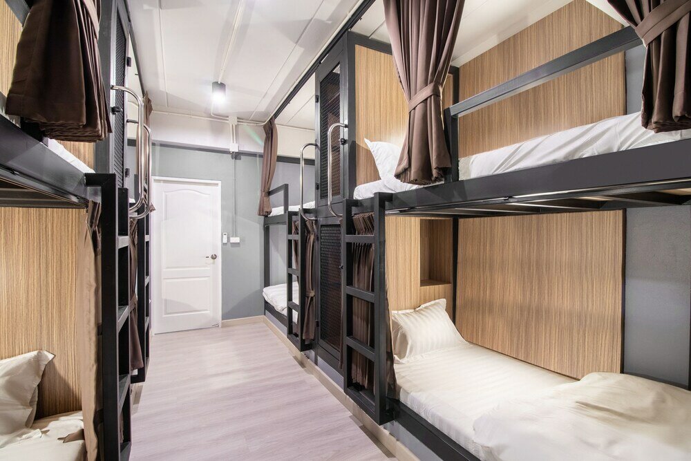 Фото Oyo 726 Sookjai Cafe And Hostel