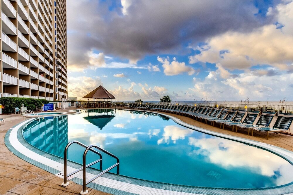 Фото Emerald Beach by Forehand Rentals