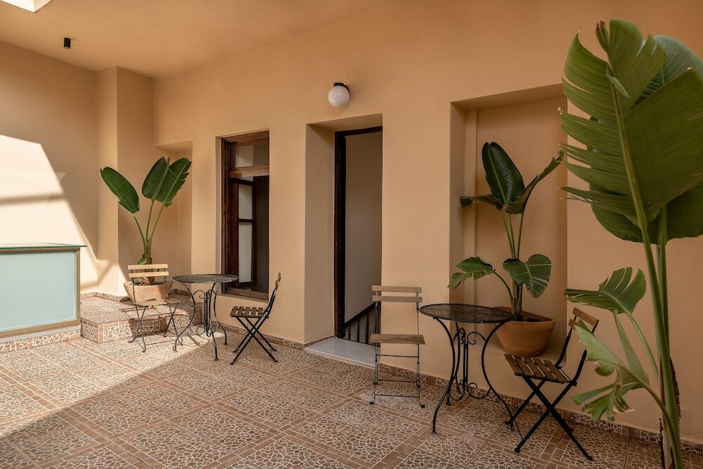 Фото Old Town Suites