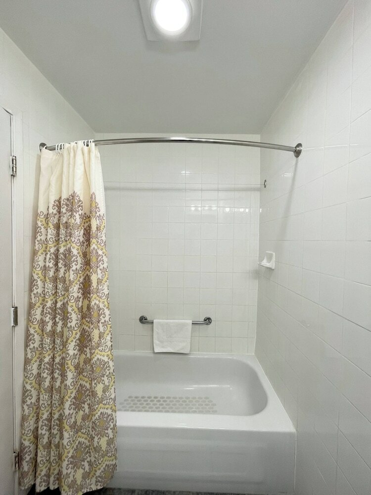 Фото Thriftlodge by Wyndham Moncton