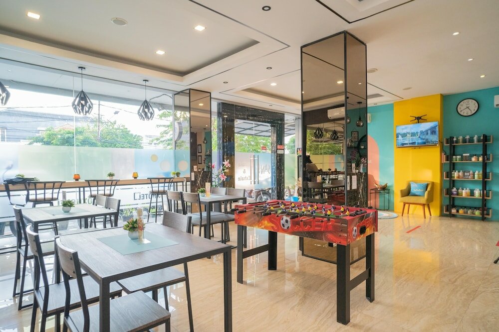 Фото Sans Hotel Kupang Indah Surabaya