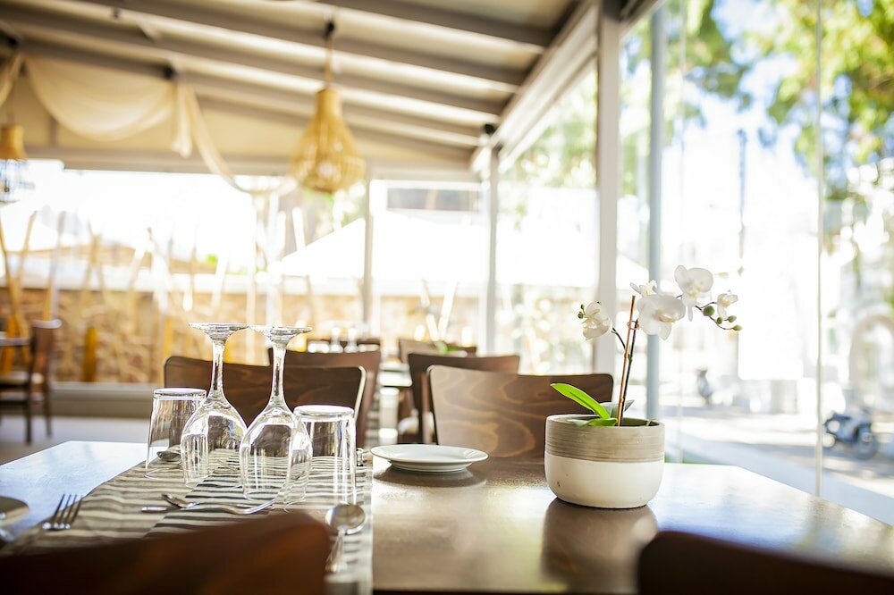 Фото Hotel Santorini