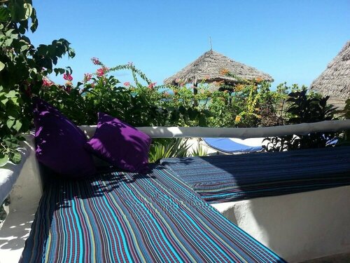 Гостиница Villa - Right on the Beach, Under the Coconut Trees, Sleeps 10, Pool, Chef
