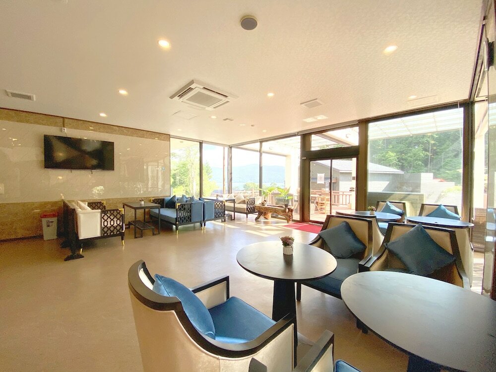 Фото Fuji Yamanakako Resort Hotel