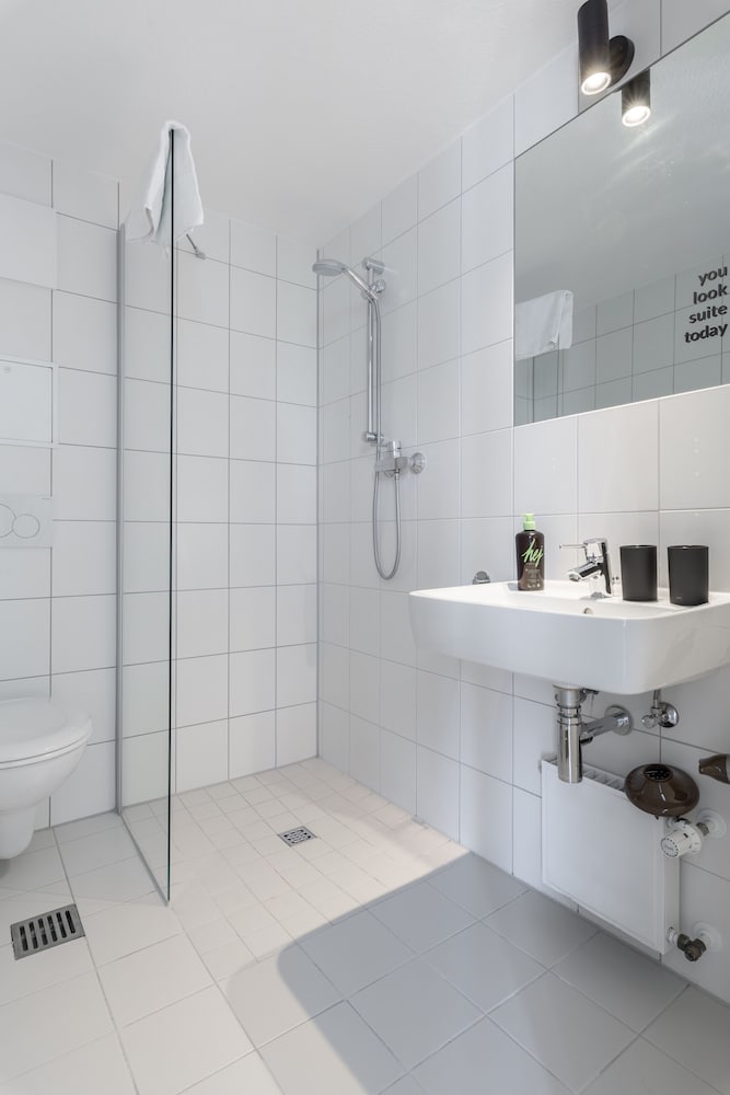 Фото Limehome Garching München - Nähe Airport