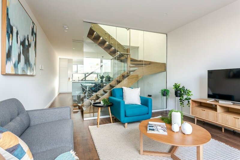 Гостиница Little Grenfell Apartments by Urban Rest в Аделаиде