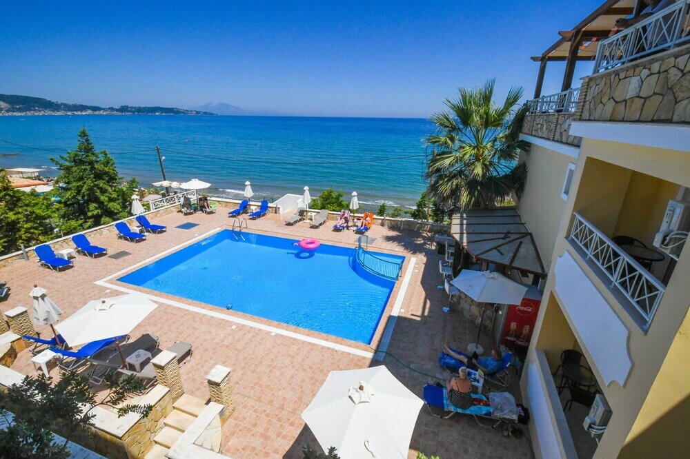 Фото Nefeli Beach Hotel
