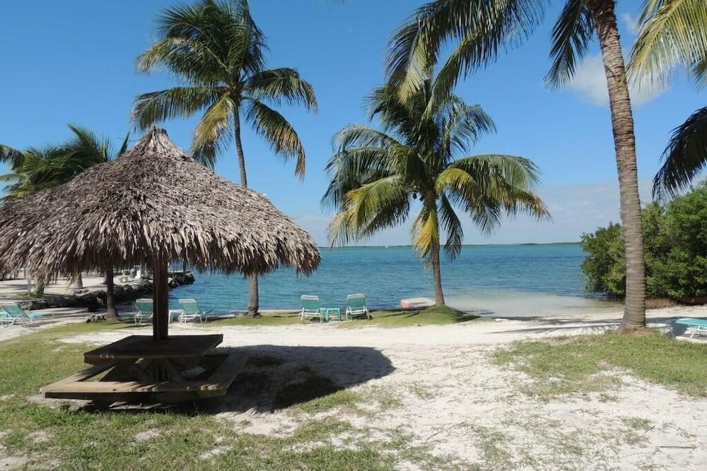 Фото Rock Reef Resort