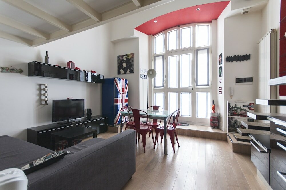 Фото Welcoming Place in Ticinese/Darsena District