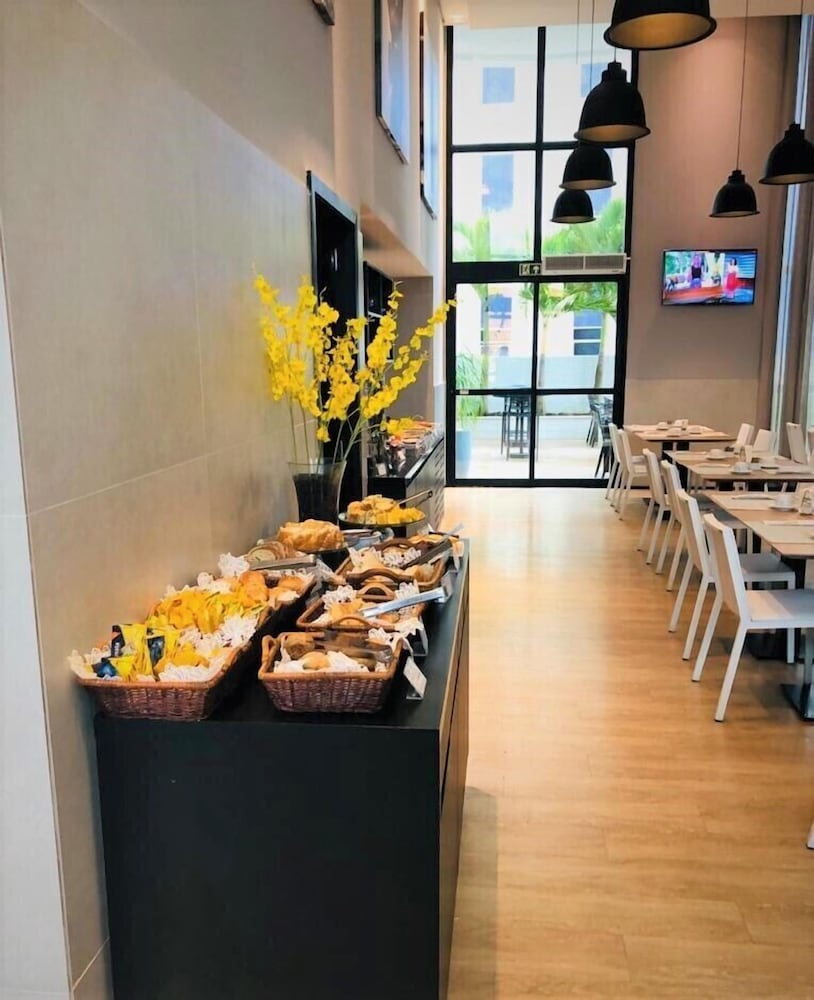 Фото Astron Suítes Mondial Salvador by Nobile