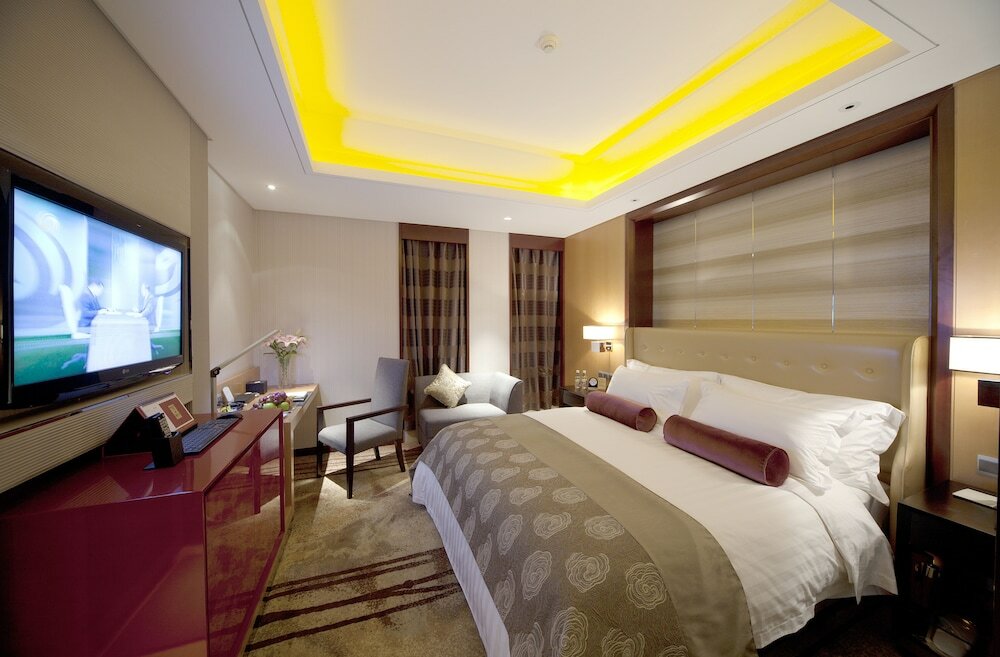 Фото Lia Chengdu Hotel