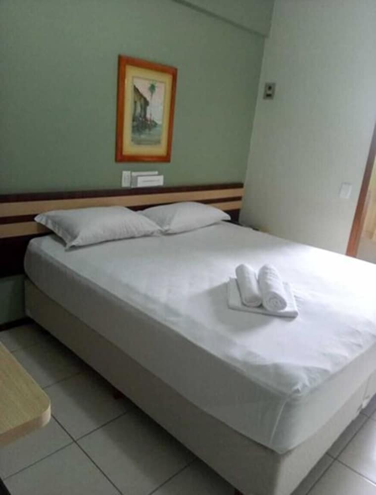 Фото Harbor Inn Jaraguá