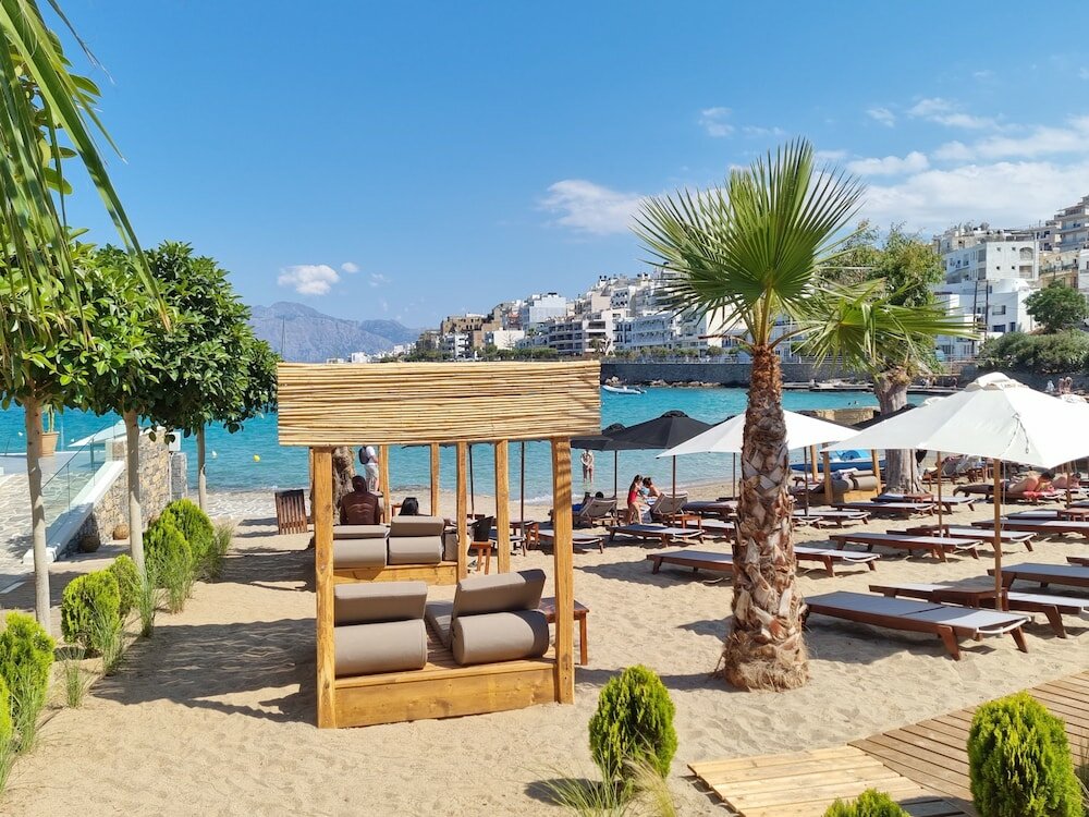 Фото Melas Apartments