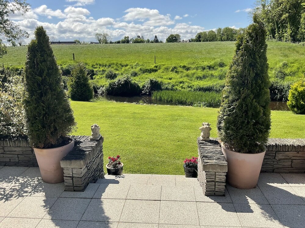 Фото Crowfield House