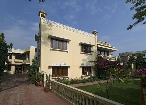 Гостиница Dera Rawatsar - Heritage Hotel в Джайпуре