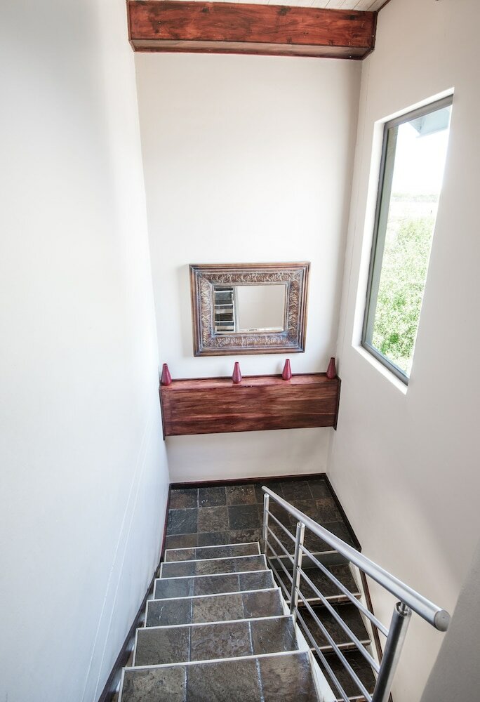 Фото Arebbusch Travel Lodge