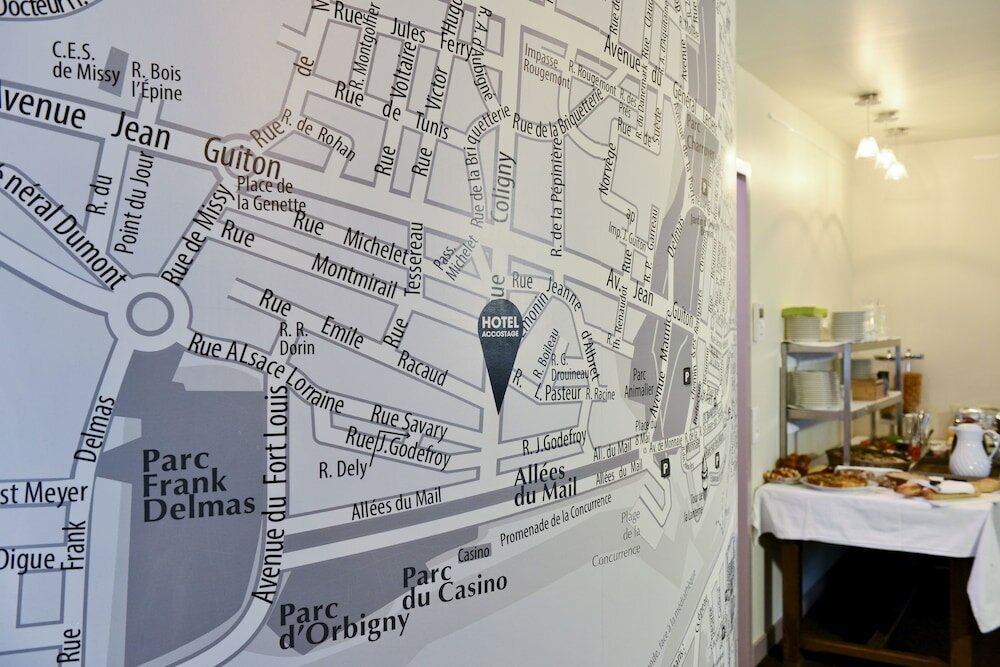 Фото Accostage Hotel