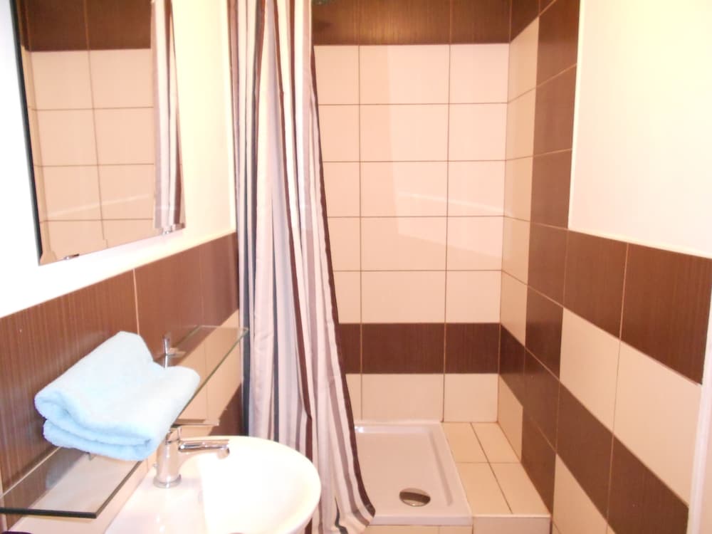 Фото Downtown Apartments