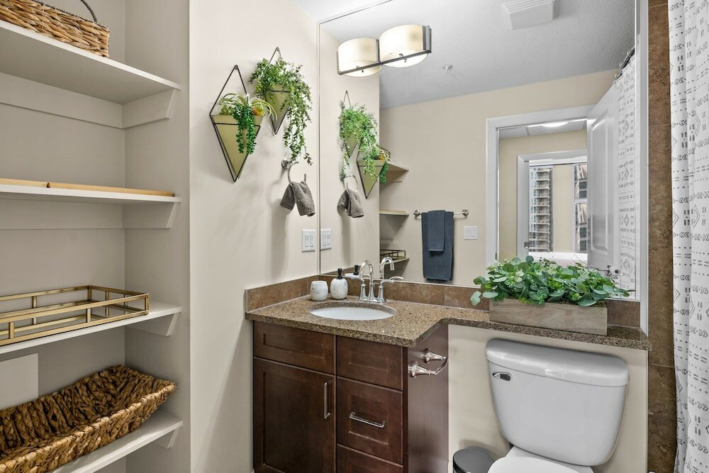 Фото Globalstay. Downtown Calgary Apartments. Free parking