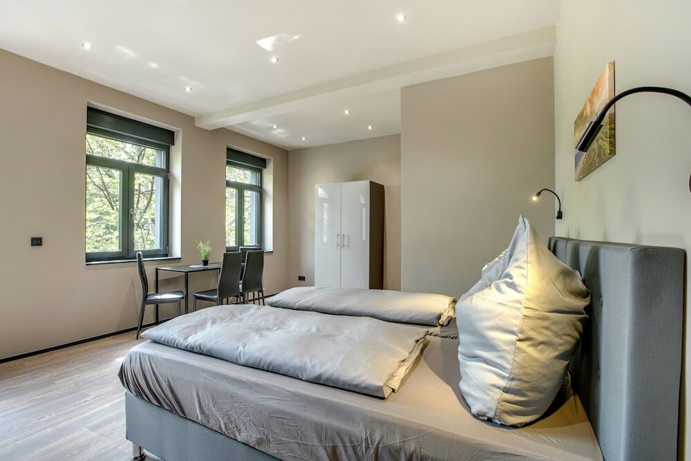 Фото LiRo Apartments