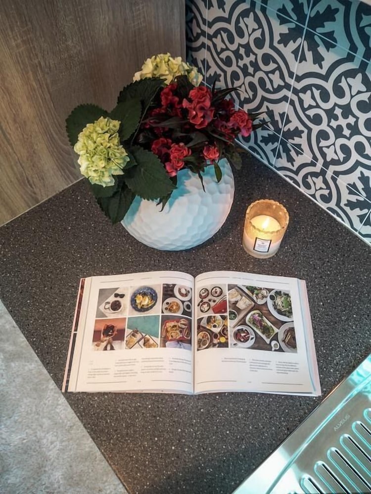 Фото Villa Lotus