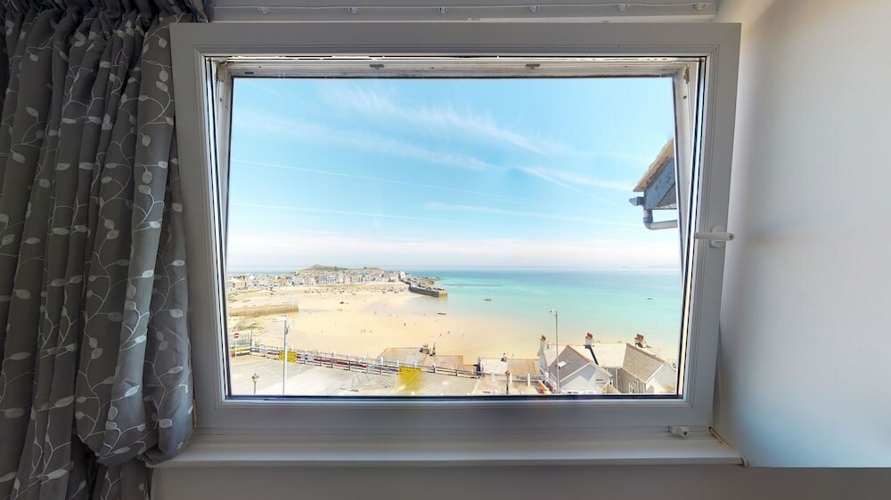 Фото The Golden Hind