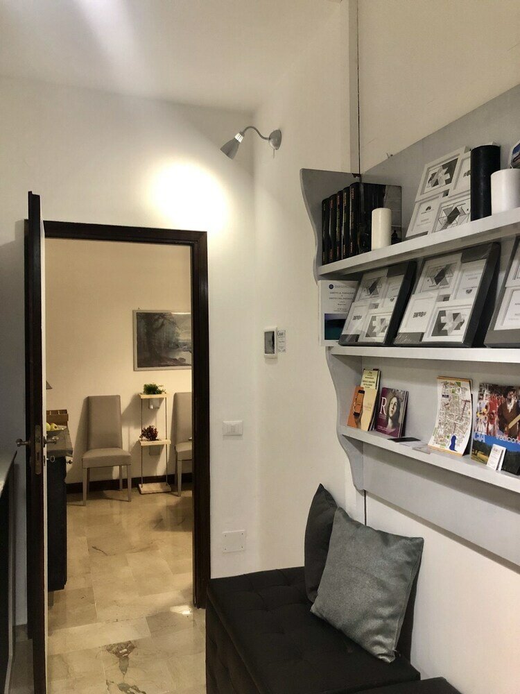 Фото Charme 93 Principe di Belmonte