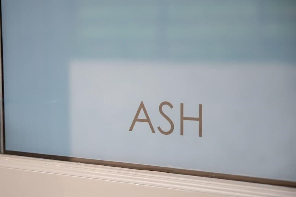 Фото Tlc Exmouth Bed and Breakfast