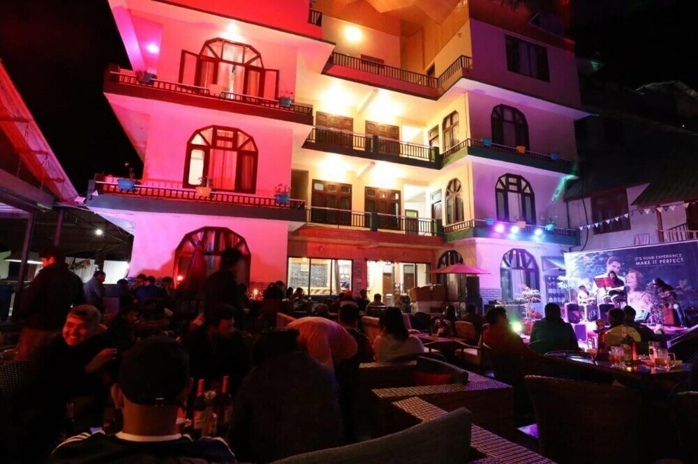 Фото The Rainbow Inn and Cafe