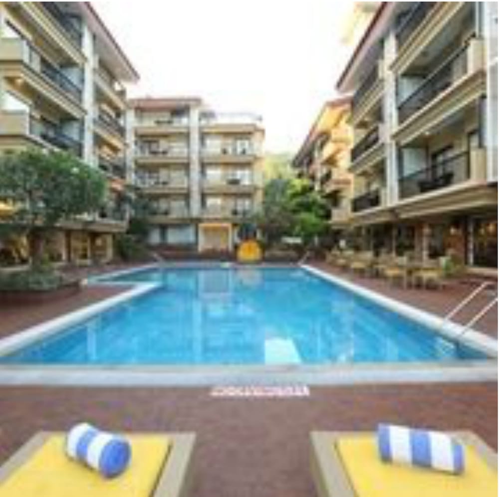 Фото Deltin Suites