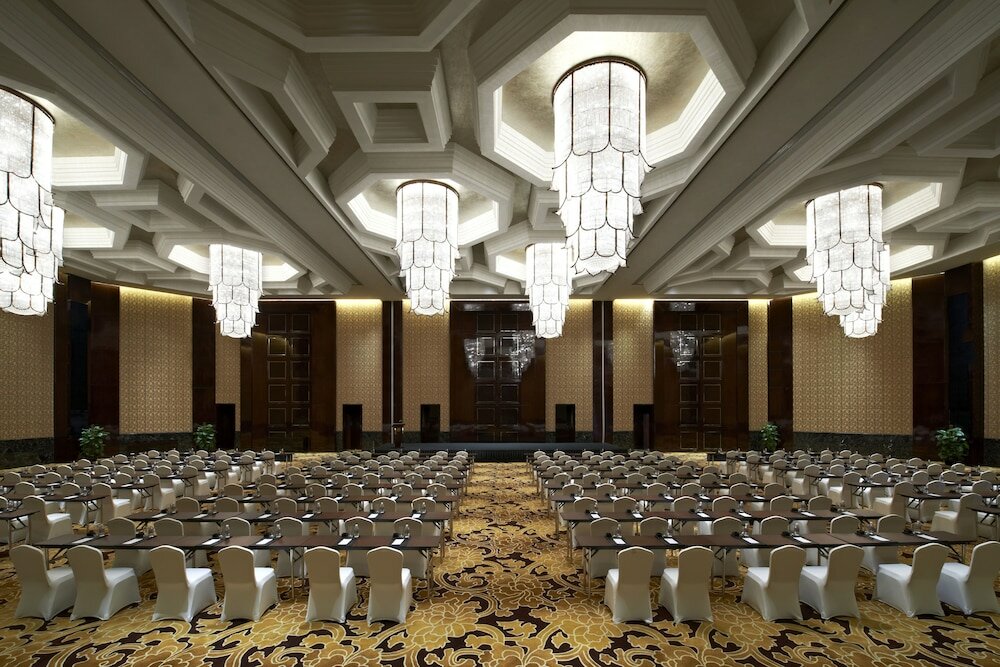 Фото Sheraton Shanghai Waigaoqiao Hotel